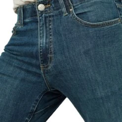 'Lee' Men's Extreme Motion Regular Fit Straight Leg - Cromwell -Outdoor Clothing Sale 2016052 BD03 SWBD PRD 1024x1024@2x