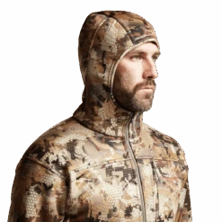 'Sitka' Men's Traverse Hoody - Optifade Waterfowl : Marsh -Outdoor Clothing Sale IMG SITKA WL 2022 600026 WL Traverse Hoody Optifade Waterfowl 592p Studio 02257 1024x1024@2x