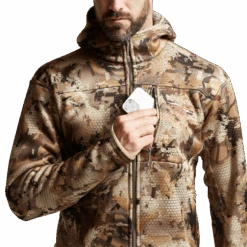 'Sitka' Men's Traverse Hoody - Optifade Waterfowl : Marsh -Outdoor Clothing Sale IMG SITKA WL 2022 600026 WL Traverse Hoody Optifade Waterfowl 592p Studio 02265 1024x1024@2x