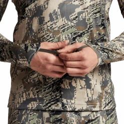 'Sitka' Men's Core Midweight Zip T-Shirt - Big Game : Optifade Open Country -Outdoor Clothing Sale Img SITKA BG 2021 10068 OB Mens Core Midweight Zip T LS Optifade Open Country 592p Studio 2000 1024x1024@2x