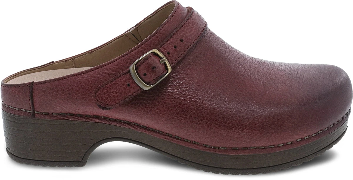 'Dansko' Women's Berry - Ruby Burnished Nubuck 1 'Dansko' Women's Berry - Ruby Burnished Nubuck